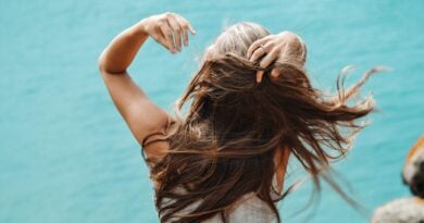 Summer Survival Guide: How to Keep Your Hair Healthy and Hydrated